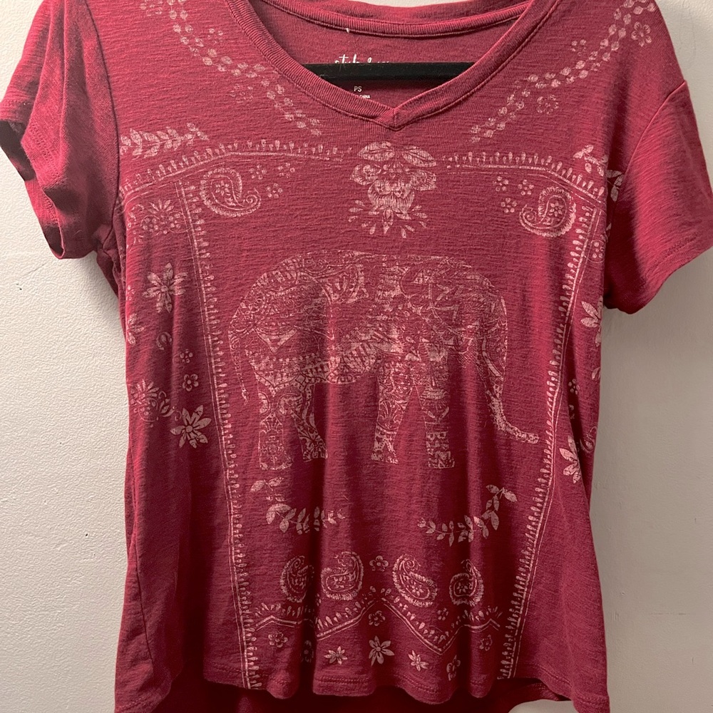 Maroon elephant T-shirt